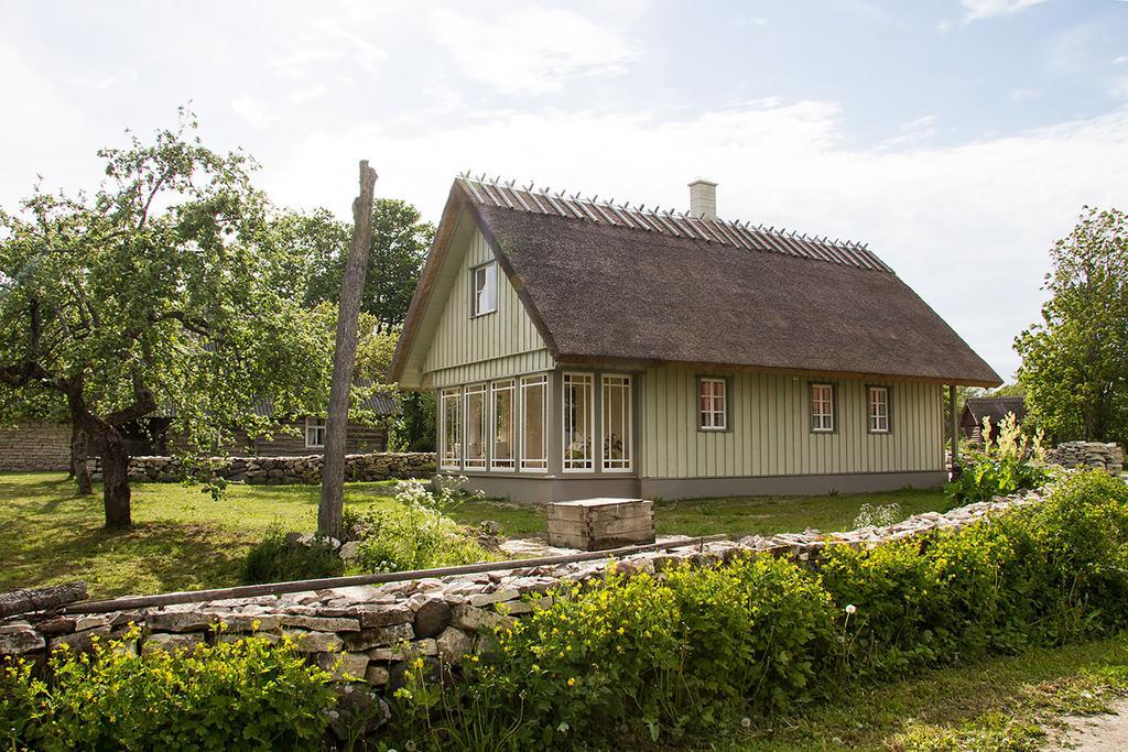 Hansi Puhkemaja Kuivastu 외부 사진